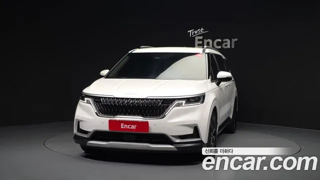 Kia Canival Carnival 4 поколение Дизель 9 мест Prestige — Фото автомобиля 3