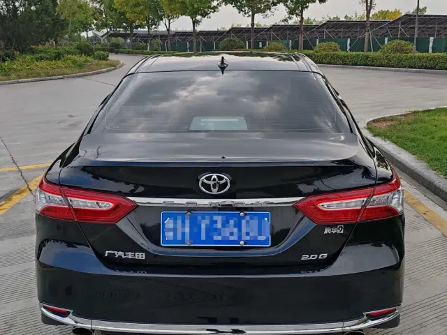 Toyota Camry — Фото автомобиля 3