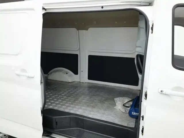 Changan Kaicheng Changan Ruixing EM80 2024 Hatchback Standard 2 Seats 41.86kWh — Фото автомобиля 15