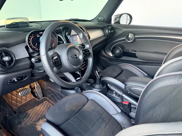 MINI John Cooper Works — Фото автомобиля 7