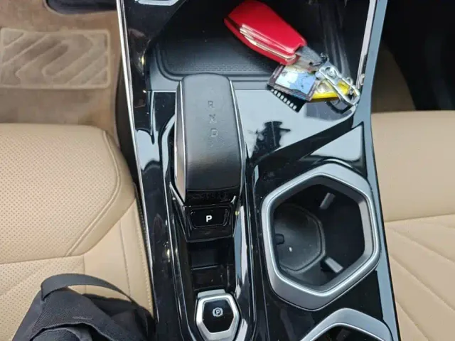 Geely Boyue L — Фото автомобиля 13