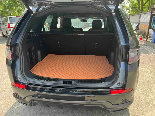Land Rover Discovery Sport — Фото автомобиля 12