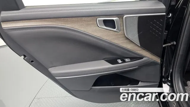 Kia K8 — Фото автомобиля 14