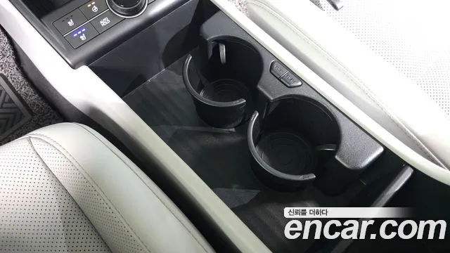 Hyundai Kona Kona (SX2) Бензин 2.0 2WD — Фото автомобиля 27
