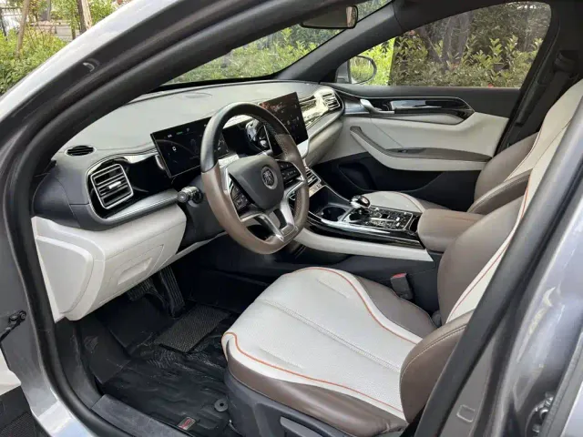 BYD Qin PLUS — Фото автомобиля 6