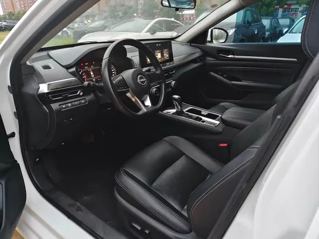 Nissan Teana — Фото автомобиля 5