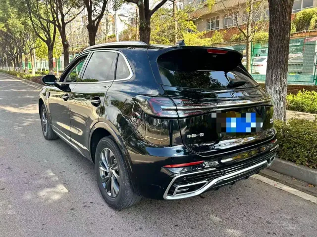 Hongqi HS5 — Фото автомобиля 9