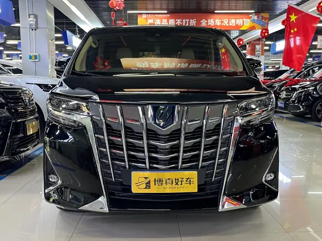 Toyota Alphard — Фото автомобиля 2
