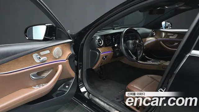 Mercedes-Benz E-Class W213 — Фото автомобиля 15