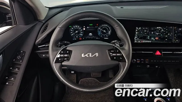 Kia Niro New — Фото автомобиля 13