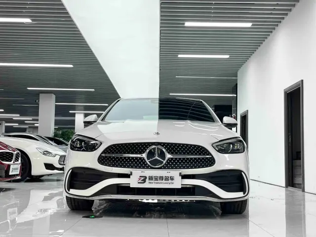 Mercedes-Benz C-Class — Фото автомобиля 2