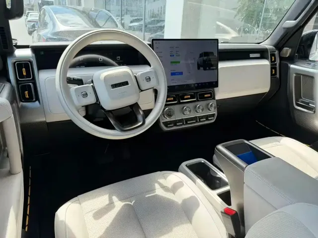 iCAR iCAR V23 2025 FWD Premium Model — Фото автомобиля 2