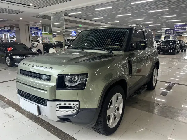 Фотография автомобиля — Land Rover Defender