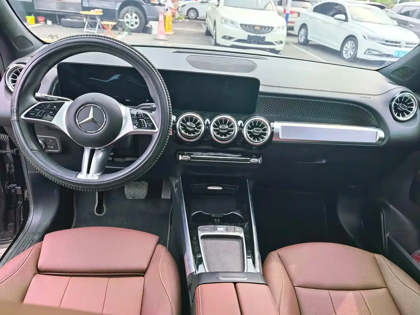 Mercedes-Benz Mercedes-Benz GLB 2025 GLB 220 Dynamic — Фото автомобиля 6