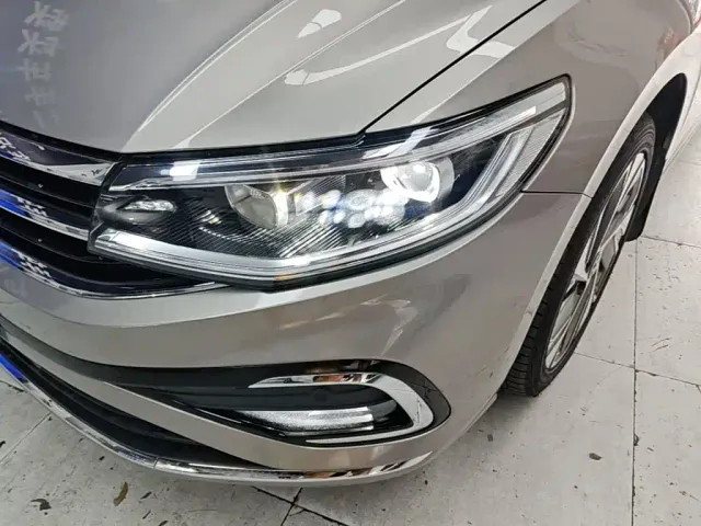 Volkswagen Bora — Фото автомобиля 23