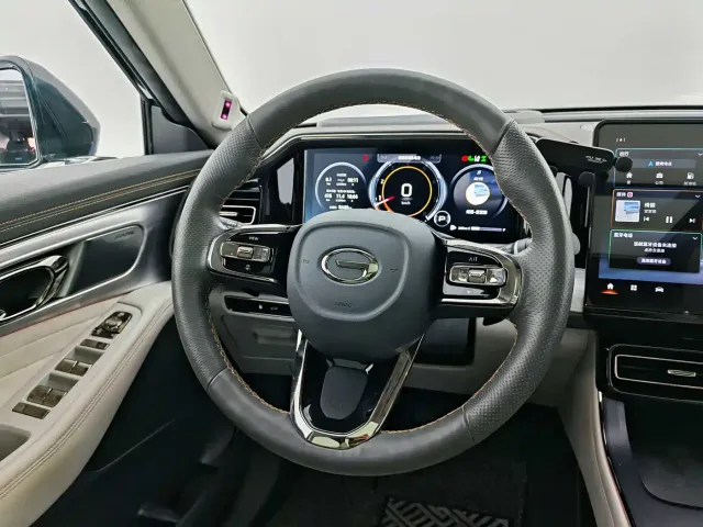 GAC Trumpchi GS8 — Фото автомобиля 17