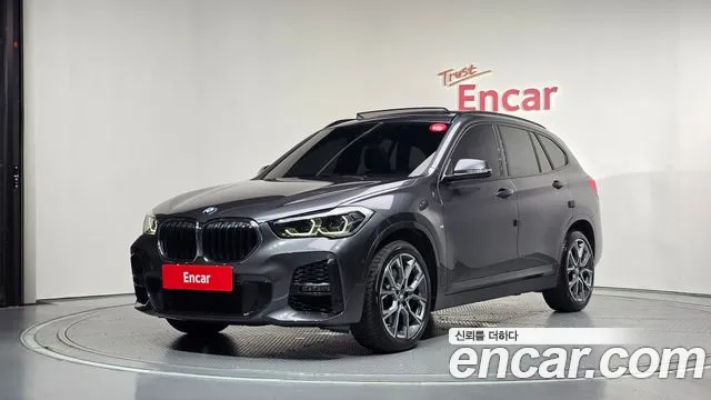 Фотография автомобиля — BMW X1