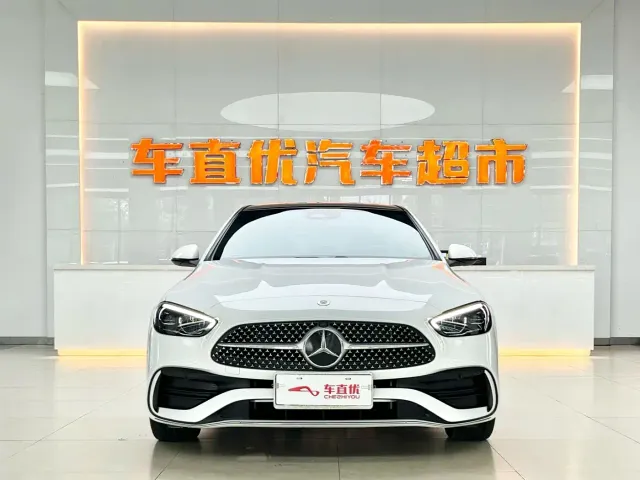 Mercedes-Benz C-Class — Фото автомобиля 3