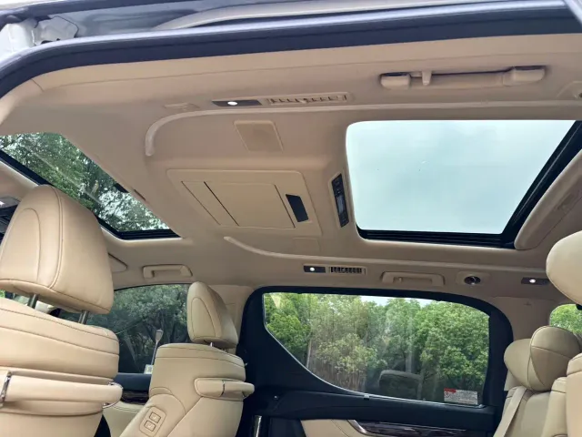 Toyota Alphard — Фото автомобиля 19