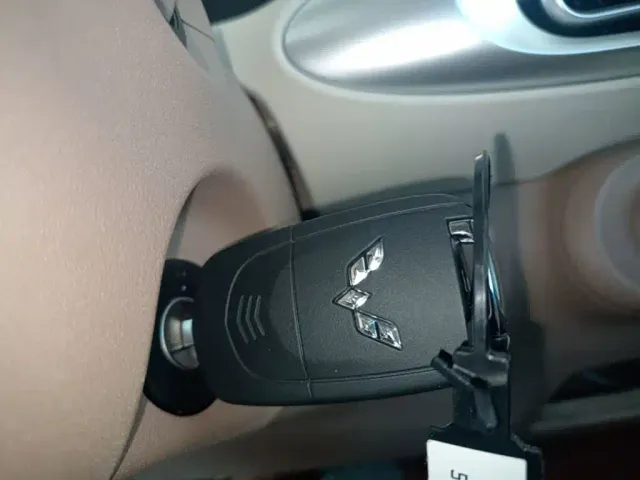 Wuling Hongguang Mini EV — Фото автомобиля 8