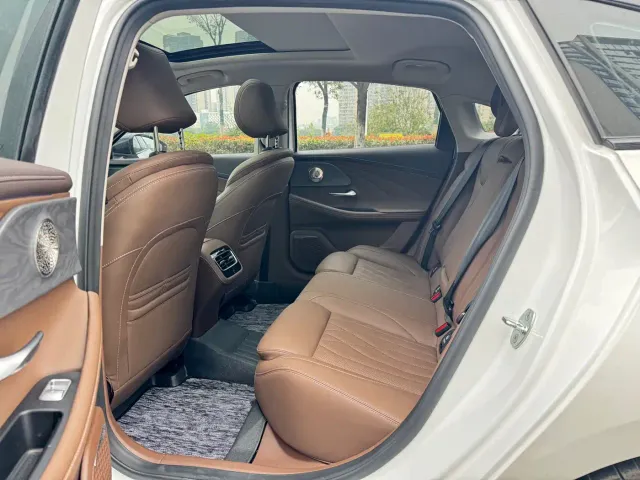 Chery Arrizo 8 — Фото автомобиля 7