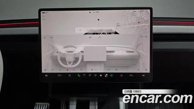 Tesla Model Y — Фото автомобиля 14