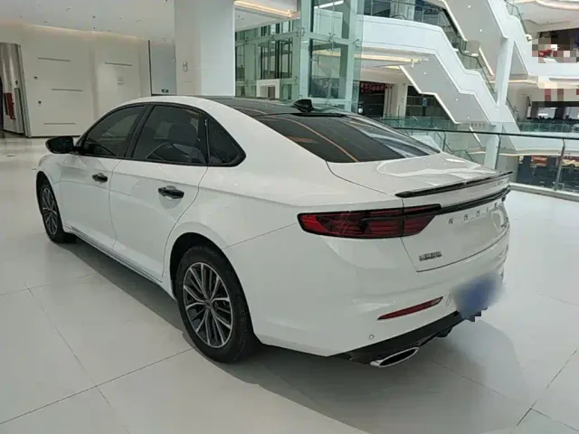 Geely Xingrui — Фото автомобиля 4