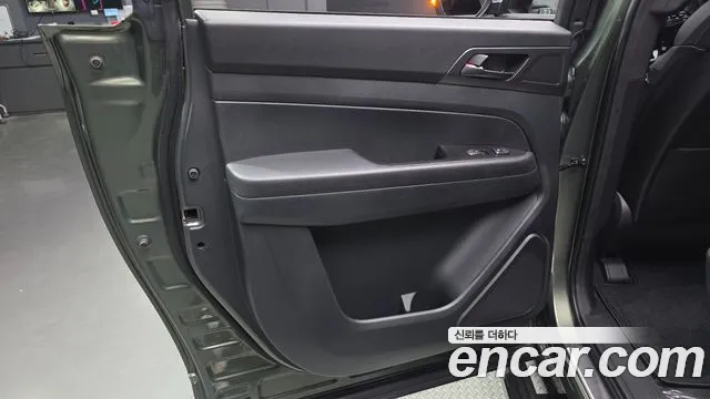 KG_Mobility_Ssangyong Rexton Новый Rexton Sport Дизель 2.2 4WD — Фото автомобиля 25