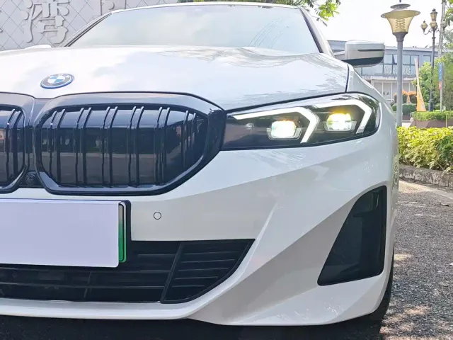 BMW i3 — Фото автомобиля 19