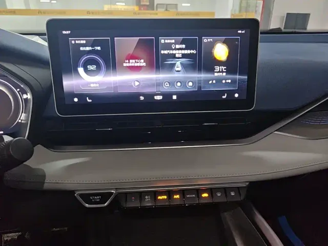 Geely Xingrui — Фото автомобиля 12