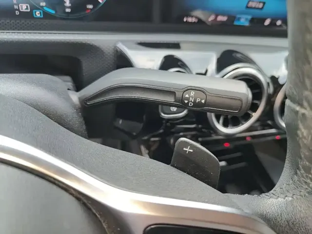 Mercedes-Benz Mercedes-Benz A-Class 2022 A 180 L Sport Sedan — Фото автомобиля 9