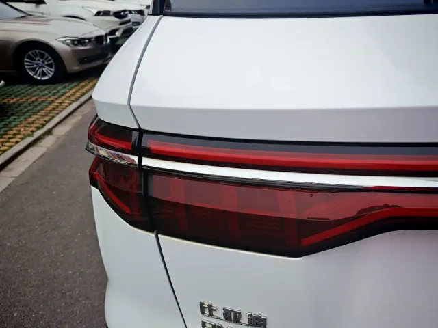 BYD Song Pro — Фото автомобиля 11