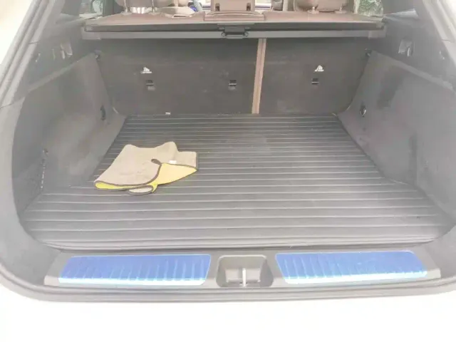 Mercedes-Benz EQE SUV — Фото автомобиля 5