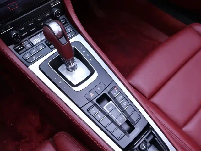 Porsche 718 — Фото автомобиля 12