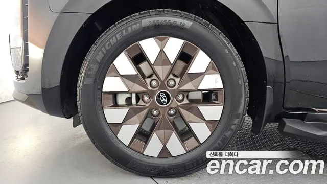 Hyundai Staria Staria L3.5 Lounge 9 мест — Фото автомобиля 5