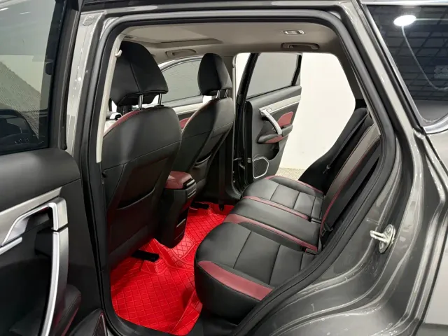 Geely Binyue — Фото автомобиля 6