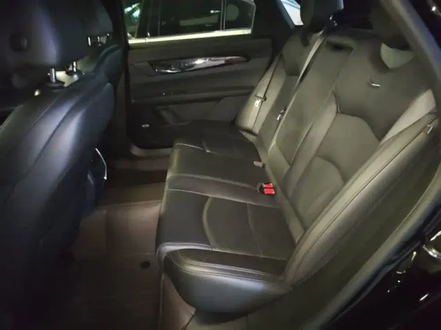 Cadillac CT6 — Фото автомобиля 16