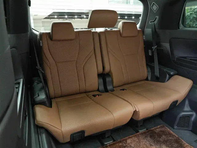 Toyota Vellfire — Фото автомобиля 14