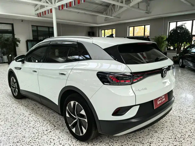 Volkswagen ID.4 Crozz — Фото автомобиля 4