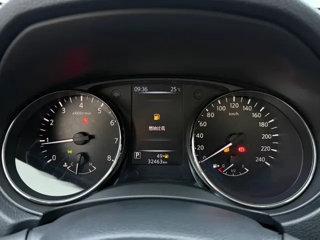 Nissan X-Trail — Фото автомобиля 12