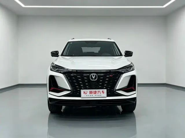 Changan CS75 Plus — Фото автомобиля 2