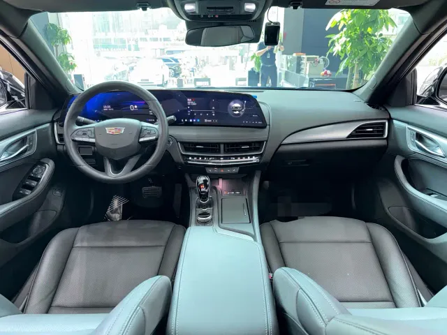 Cadillac CT5 — Фото автомобиля 6