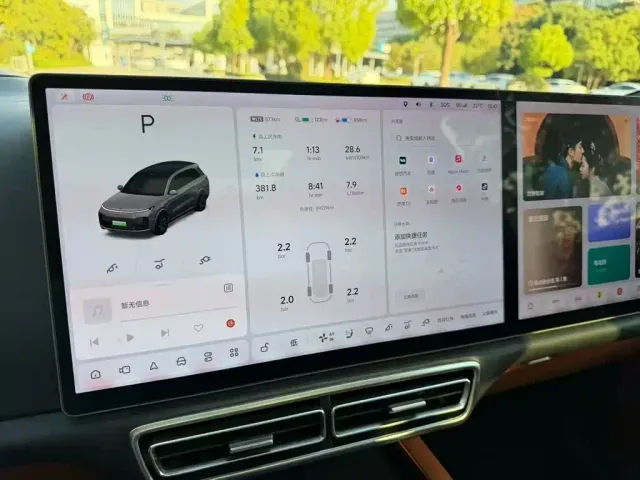 Li Auto L8 — Фото автомобиля 6