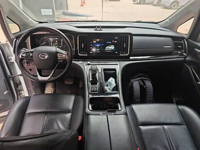 GAC Trumpchi M8 — Фото автомобиля 9