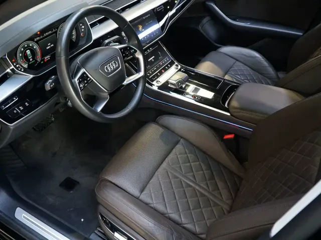 Audi A8 — Фото автомобиля 13