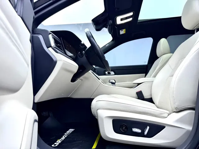 Li Auto ONE — Фото автомобиля 12