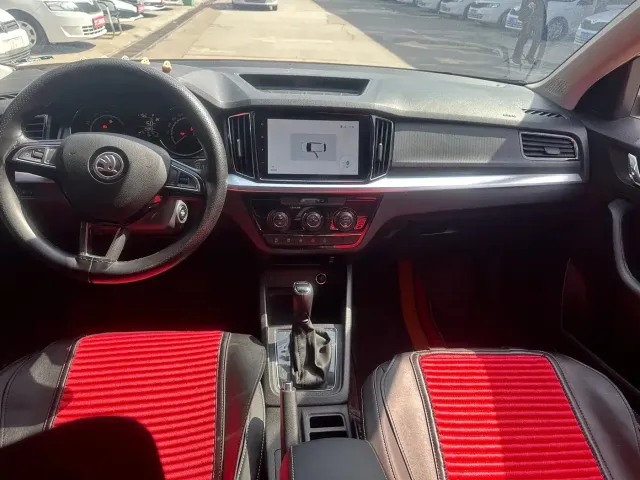 Skoda Kamiq — Фото автомобиля 6