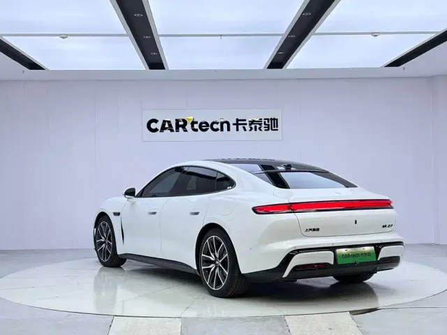 Shangjie Z7 — Фото автомобиля 3