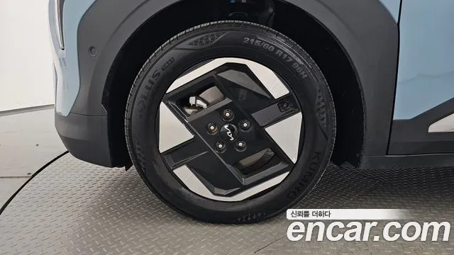 Kia EV3 — Фото автомобиля 4