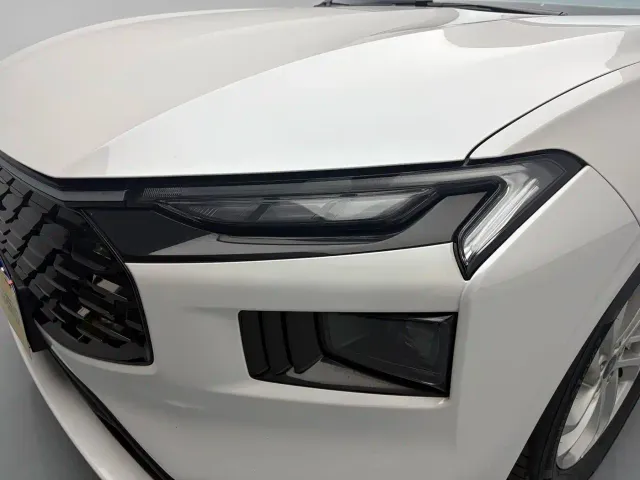 Ford Mondeo — Фото автомобиля 10